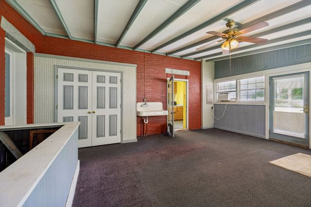 103 Cowan St, W, Cowan, TN 37318
