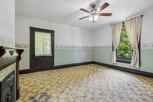 103 Cowan St, W, Cowan, TN 37318