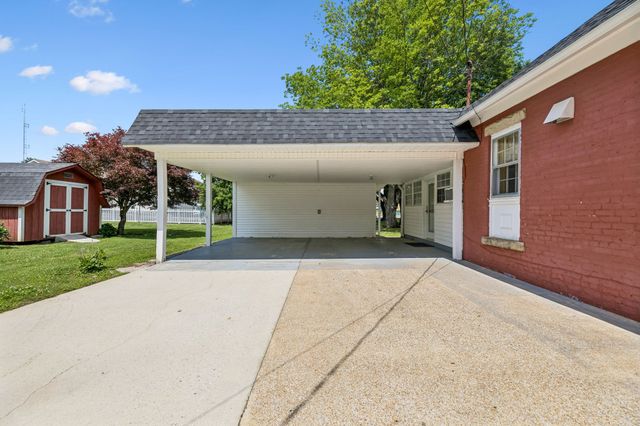 103 Cowan St, W, Cowan, TN 37318