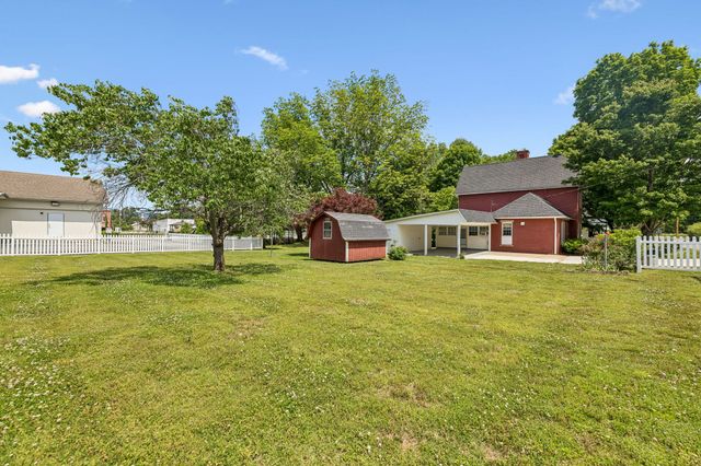 103 Cowan St, W, Cowan, TN 37318