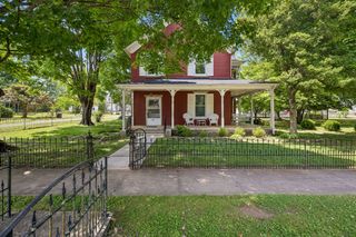 103 Cowan St, W, Cowan, TN 37318