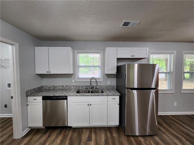 723 W Creek Circle, Monroe, GA 30655