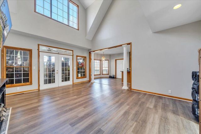 2385 Coopers Cove RD, Hardy, VA 24101