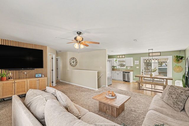 10125 Breezy Lane, Florence, KY 41042