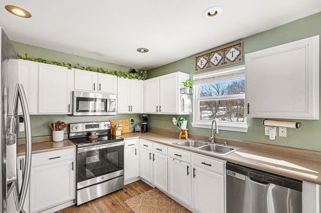 10125 Breezy Lane, Florence, KY 41042