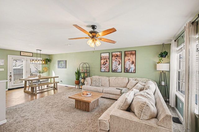 10125 Breezy Lane, Florence, KY 41042