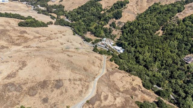 21479 Eden Canyon Rd, Castro Valley, CA 94552