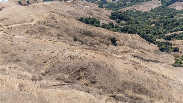 21479 Eden Canyon Rd, Castro Valley, CA 94552