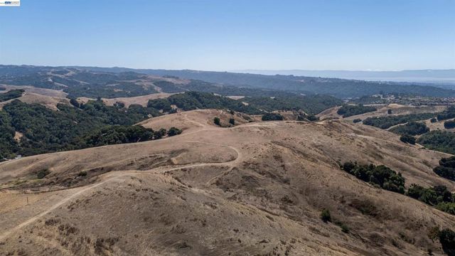 21479 Eden Canyon Rd, Castro Valley, CA 94552