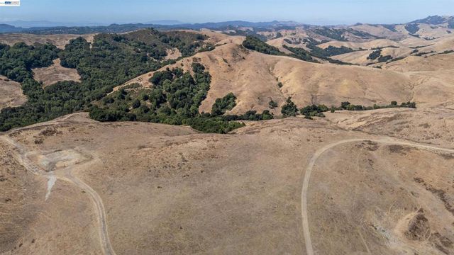 21479 Eden Canyon Rd, Castro Valley, CA 94552