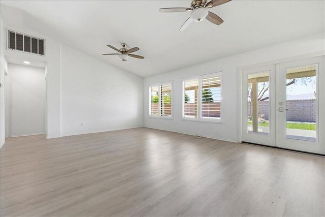 73581 Heatherwood Drive, Palm Desert, CA 92211
