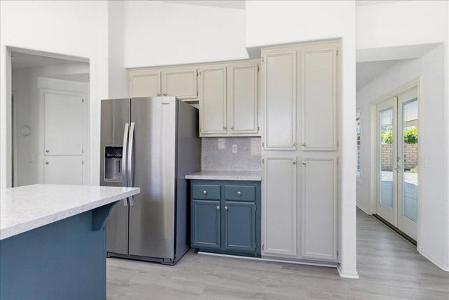 73581 Heatherwood Drive, Palm Desert, CA 92211