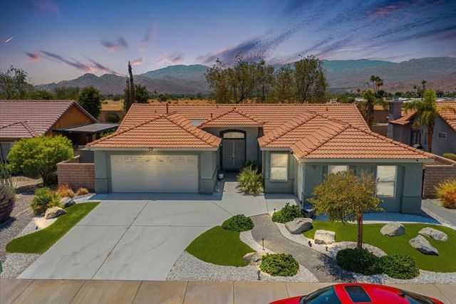 73581 Heatherwood Drive, Palm Desert, CA 92211