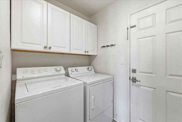 73581 Heatherwood Drive, Palm Desert, CA 92211