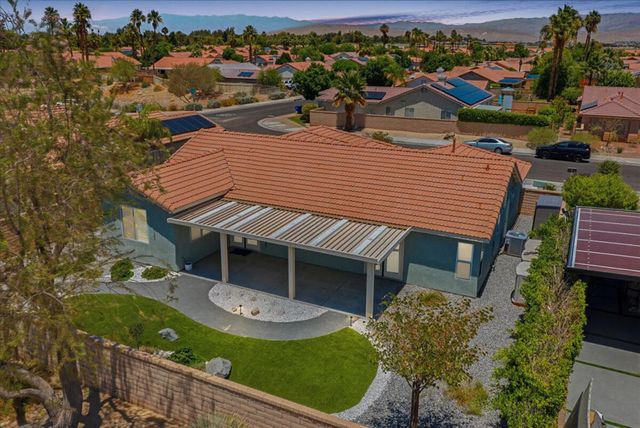 73581 Heatherwood Drive, Palm Desert, CA 92211