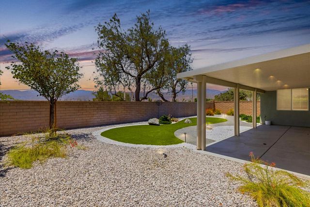73581 Heatherwood Drive, Palm Desert, CA 92211