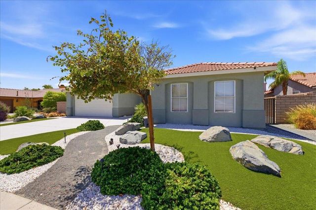 73581 Heatherwood Drive, Palm Desert, CA 92211