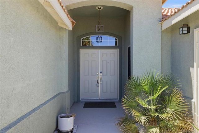 73581 Heatherwood Drive, Palm Desert, CA 92211