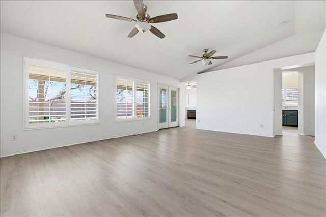 73581 Heatherwood Drive, Palm Desert, CA 92211