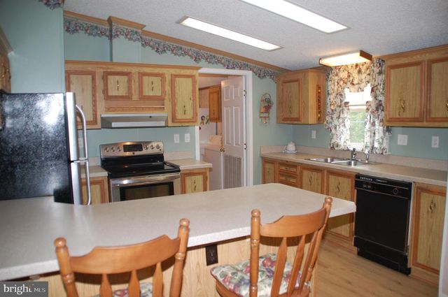 316 HIDDEN SPRINGS DR, Souderton, PA 18964