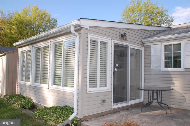 316 HIDDEN SPRINGS DR, Souderton, PA 18964