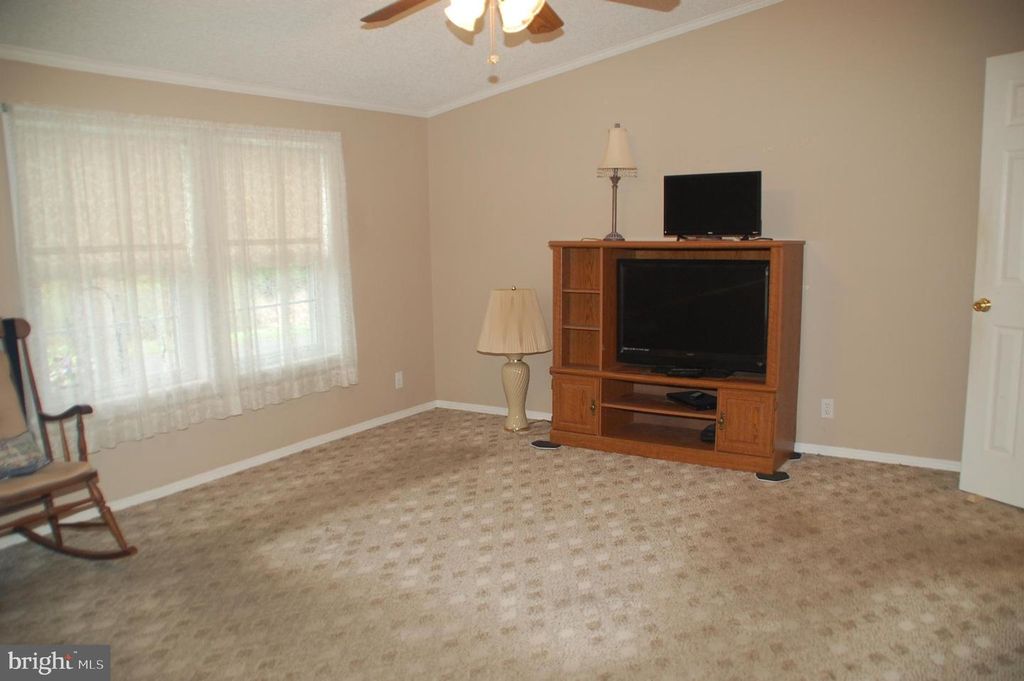 Image 20 of property listing at 316 HIDDEN SPRINGS DR, Souderton, PA 18964