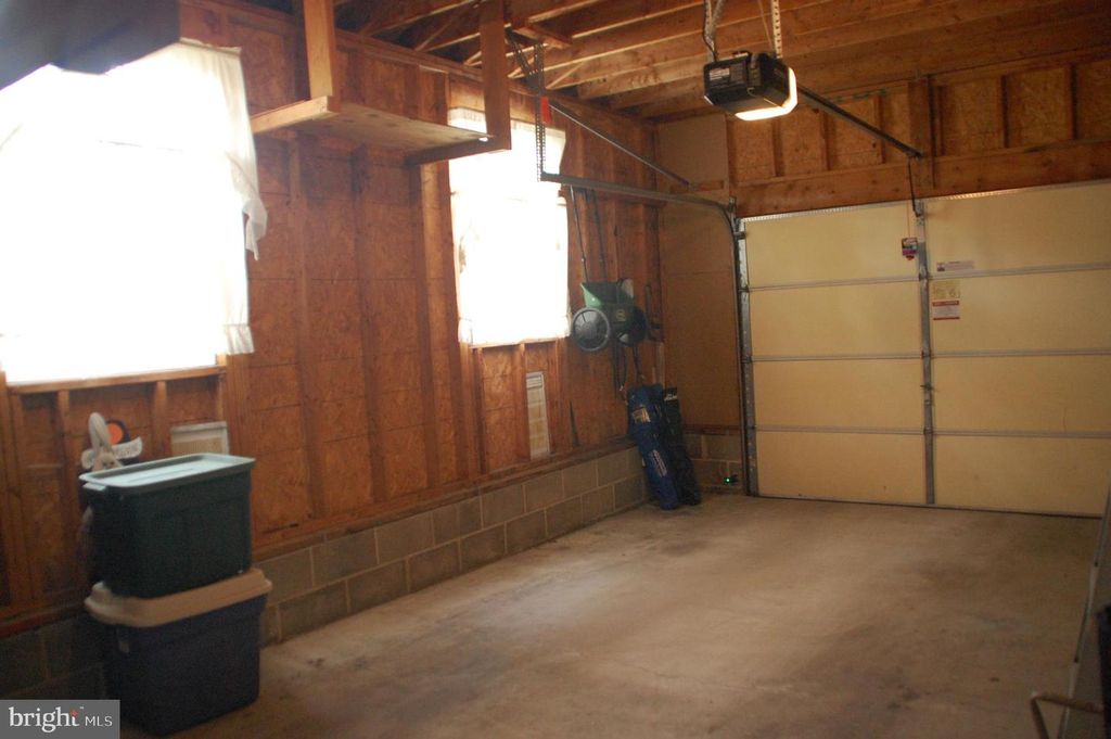 Image 31 of property listing at 316 HIDDEN SPRINGS DR, Souderton, PA 18964