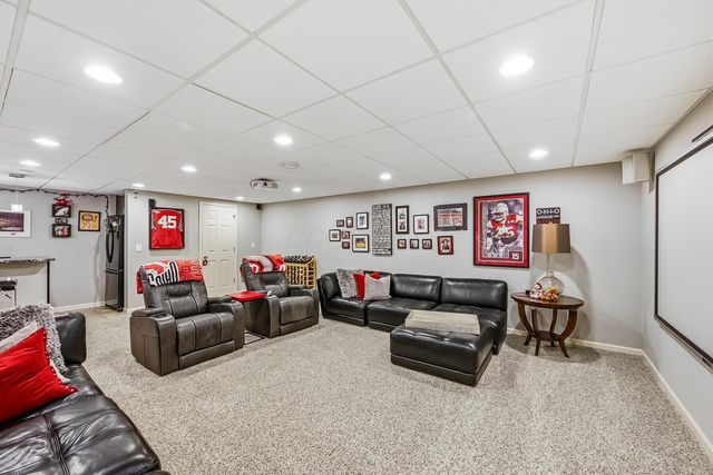 1001 Ballater Drive, Delaware, OH 43015