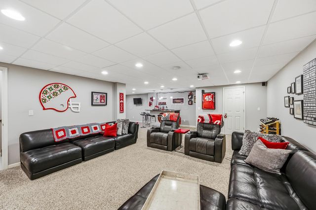 1001 Ballater Drive, Delaware, OH 43015