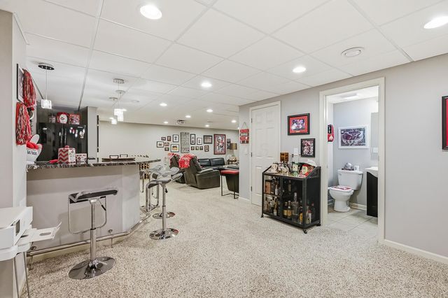 1001 Ballater Drive, Delaware, OH 43015