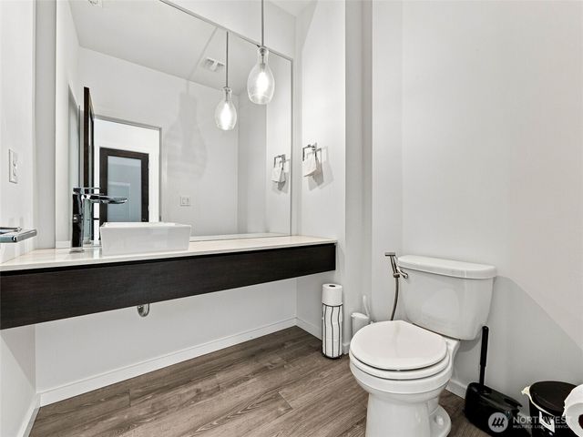 32976 Cedar Avenue SE, Black Diamond, WA 98010