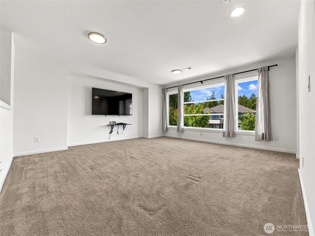 32976 Cedar Avenue SE, Black Diamond, WA 98010