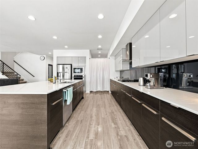 32976 Cedar Avenue SE, Black Diamond, WA 98010