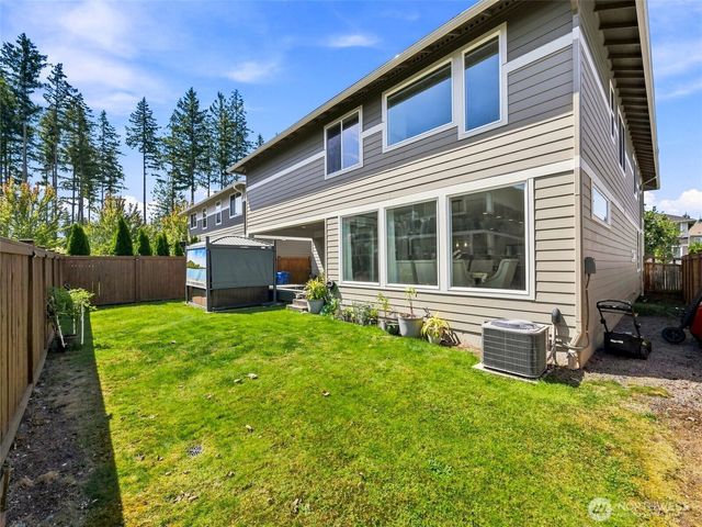32976 Cedar Avenue SE, Black Diamond, WA 98010