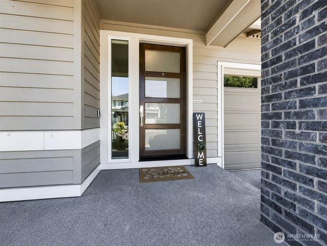 32976 Cedar Avenue SE, Black Diamond, WA 98010