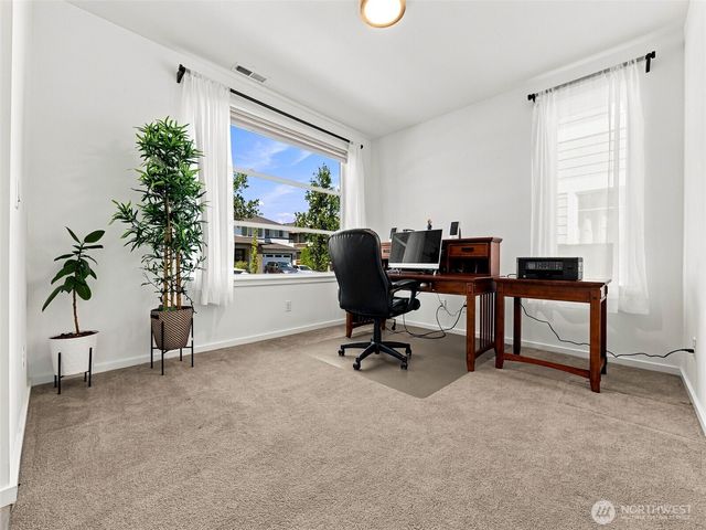 32976 Cedar Avenue SE, Black Diamond, WA 98010
