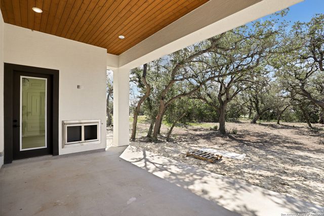 775 Maximino Ridge, Bulverde, TX 78163