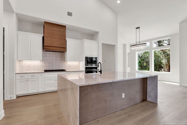 775 Maximino Ridge, Bulverde, TX 78163