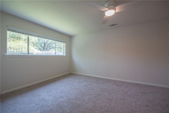2902 Silverleaf DR, Austin, TX 78757