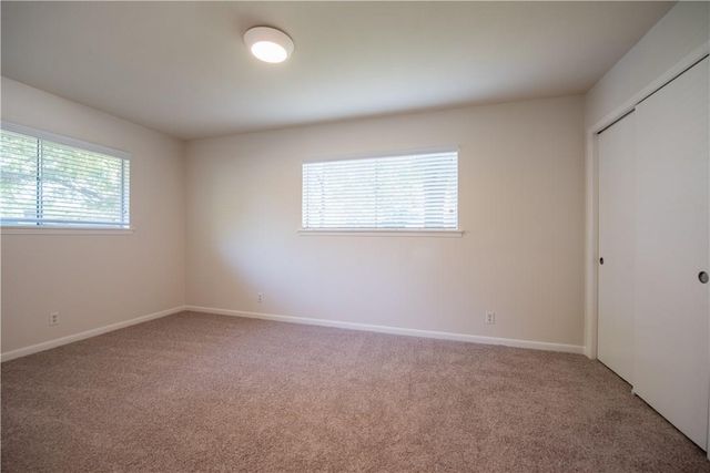 2902 Silverleaf DR, Austin, TX 78757