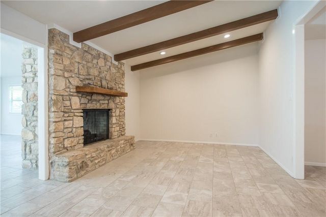2902 Silverleaf DR, Austin, TX 78757