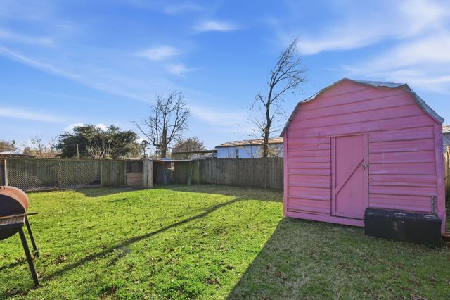 829 Becker Street, Channelview, TX 77530