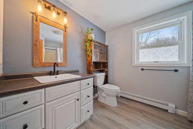 88 Old Town Road Extension, Epsom, NH 03234