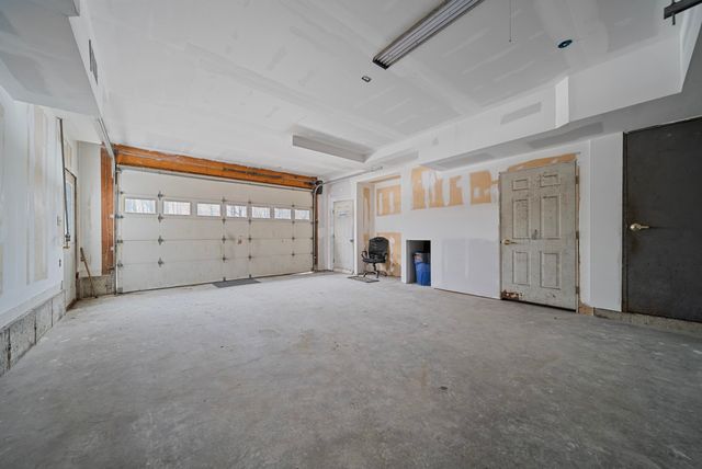 88 Old Town Road Extension, Epsom, NH 03234