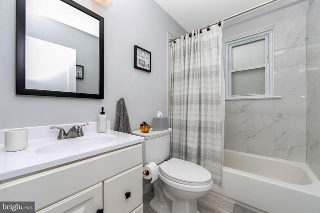 26 BELAIR AVE, Maple Shade, NJ 08052