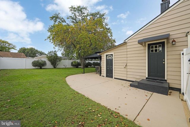 26 BELAIR AVE, Maple Shade, NJ 08052