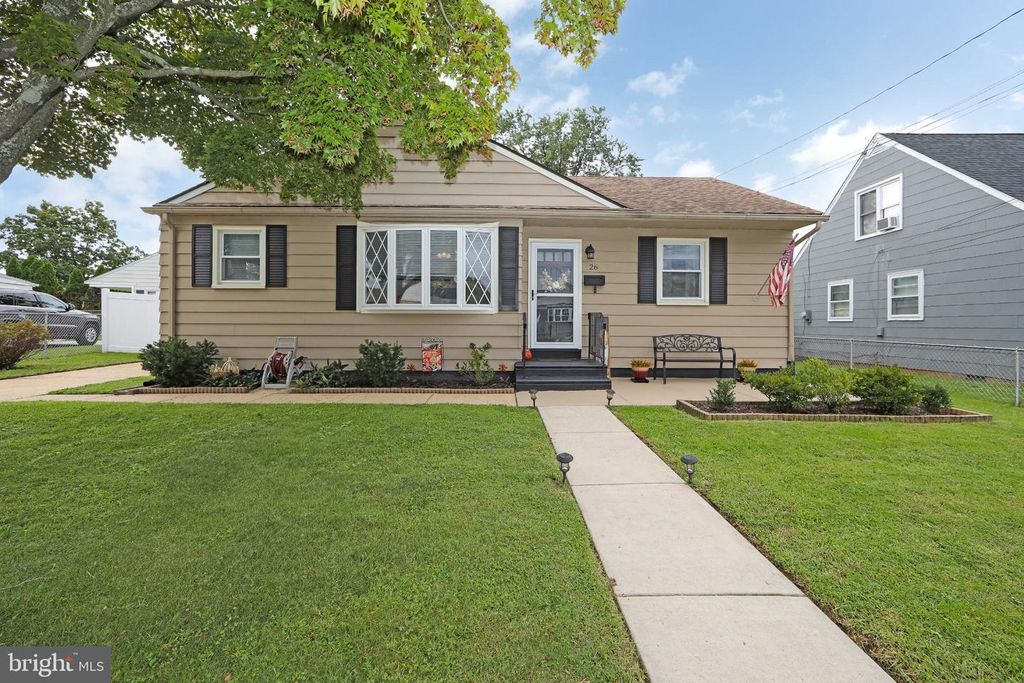 26 BELAIR AVE, MAPLE SHADE, NJ 08052 — exterior