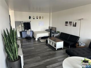 90 Prospect Avenue 8C, Hackensack, NJ 07601
