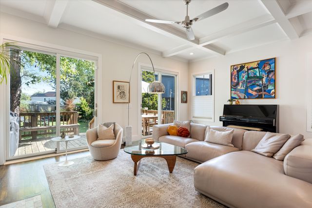 544B Croley Dr, Nashville, TN 37209