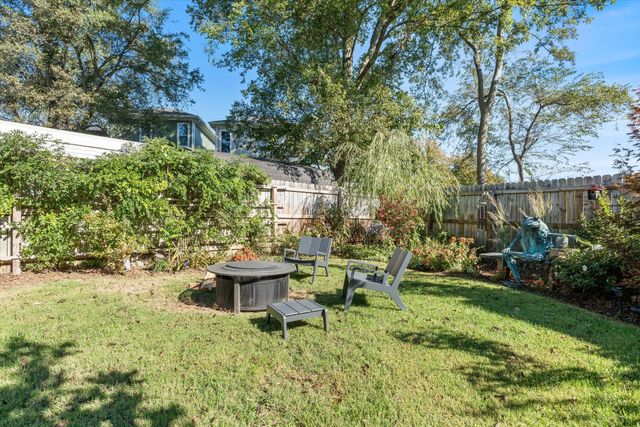 544B Croley Dr, Nashville, TN 37209